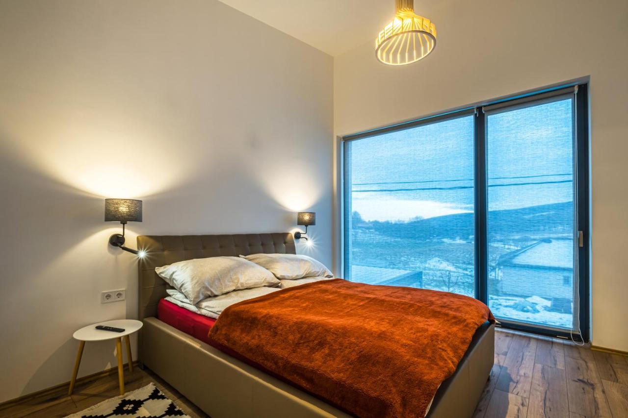 شقة Epl Luxury Eplény المظهر الخارجي الصورة