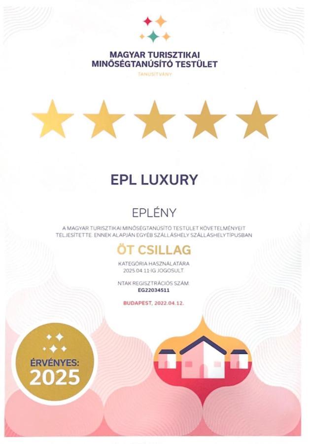 شقة Epl Luxury Eplény المظهر الخارجي الصورة
